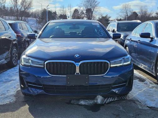 2023 BMW 540 i xDrive