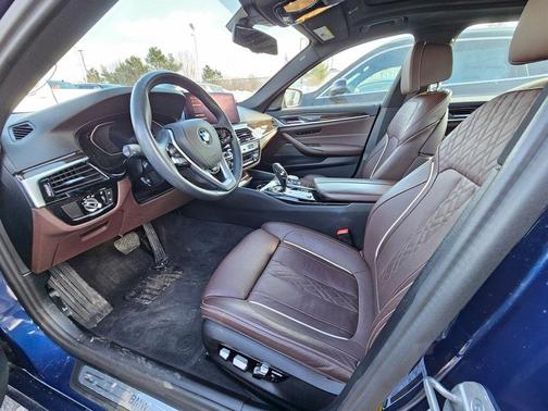 2023 BMW 540 i xDrive