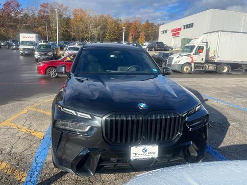 2023 BMW X7 xDrive40i