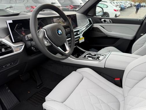 2026 BMW X5 PHEV xDrive50e