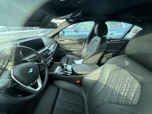 2023 BMW 530 i xDrive