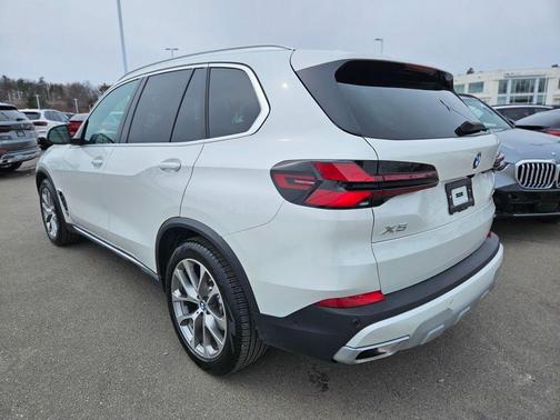 2025 BMW X5 xDrive40i