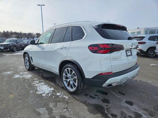 2025 BMW X5 xDrive40i