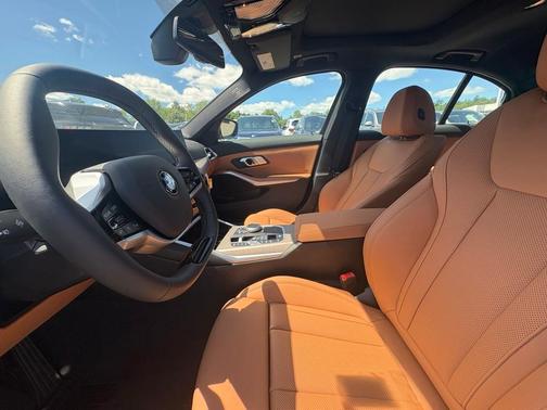 2025 BMW 330 i xDrive