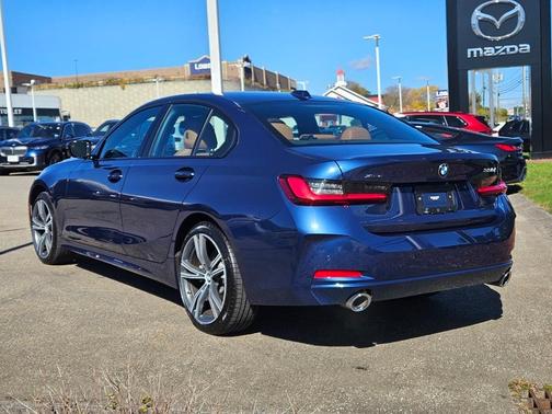 2023 BMW 330 i xDrive