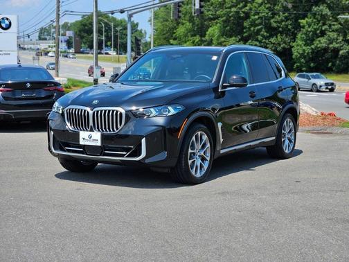 Black Sapphire Metallic 2024 BMW X5 xDrive40i