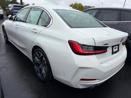2025 BMW 330 i xDrive
