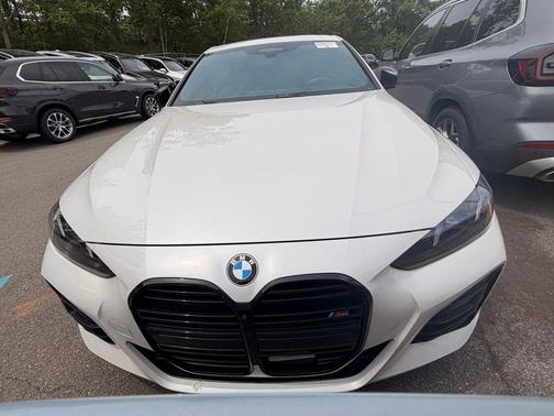 Mineral White Metallic 2025 BMW M440 i xDrive