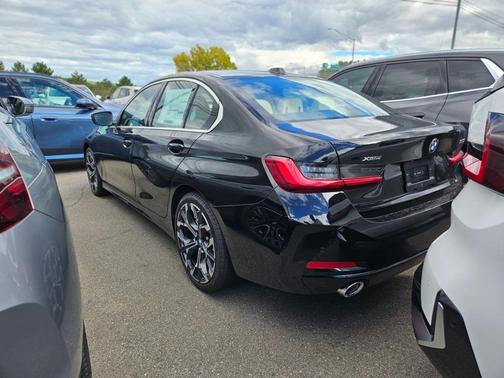 2025 BMW 330 i xDrive