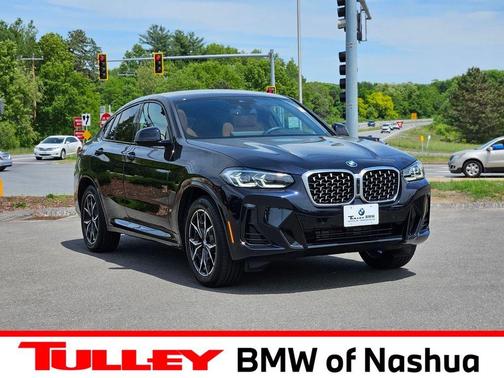 Carbon Black Metallic 2025 BMW X4 xDrive30i