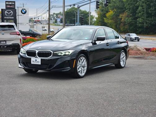 2024 BMW 330 i xDrive