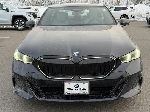 2026 BMW 530 i xDrive