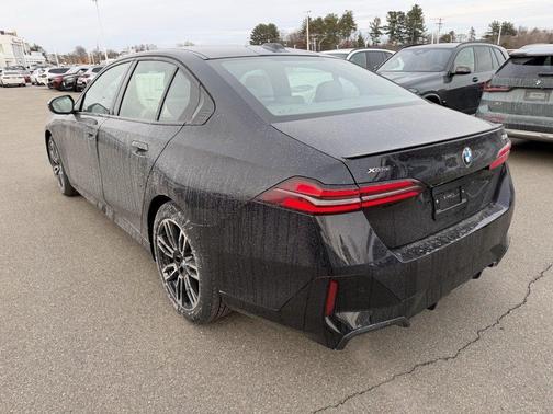 2026 BMW 530 i xDrive