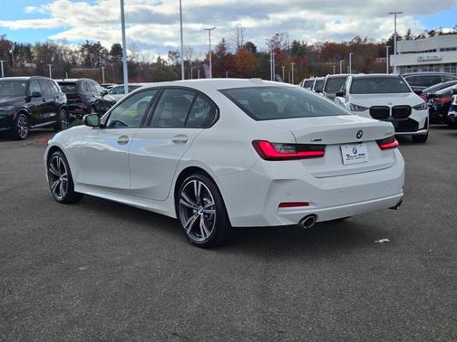 2023 BMW 330 i xDrive