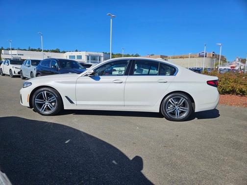 2022 BMW 530 i xDrive