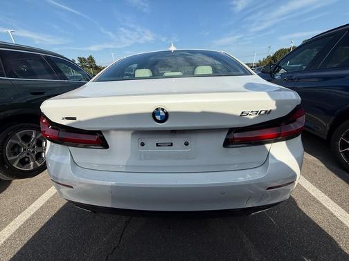 2022 BMW 530 i xDrive