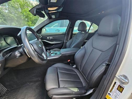 2021 BMW 330 i xDrive