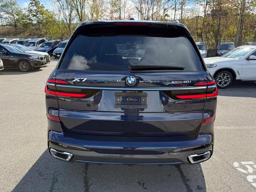 2026 BMW X7 xDrive40i