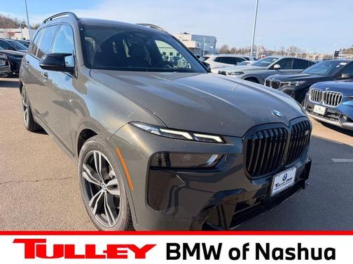 Gray Metallic 2026 BMW X7 M60i