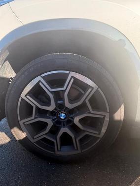 Mineral White Metallic 2023 BMW X1 xDrive28i