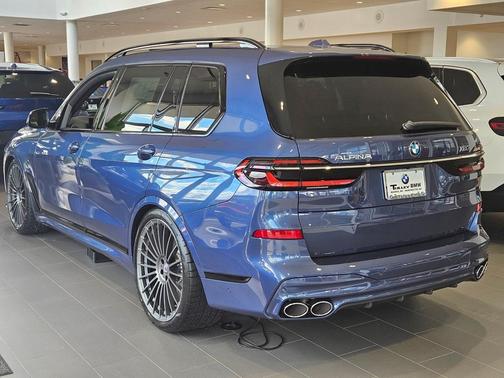 2026 BMW ALPINA XB7 Base