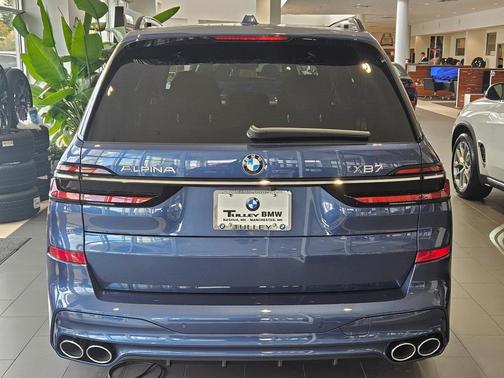 2026 BMW ALPINA XB7 Base