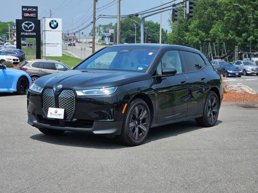 2025 BMW iX xDrive50