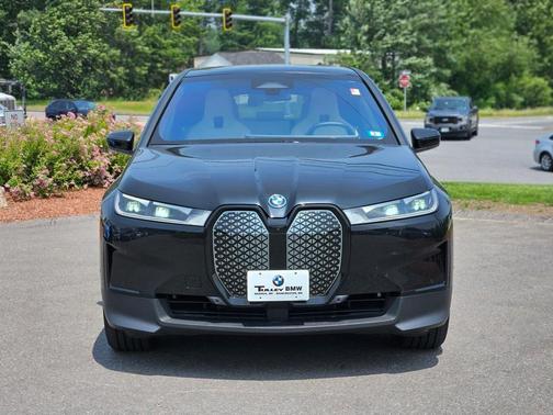 2025 BMW iX xDrive50