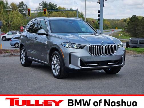 Gray Metallic 2025 BMW X5 xDrive40i
