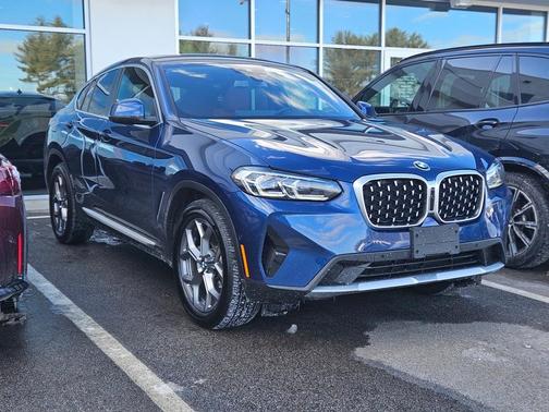 2025 BMW X4 xDrive30i