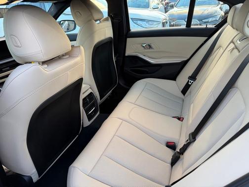 2026 BMW 330 I XDrive NA