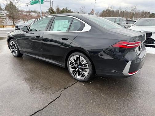 Black Sapphire Metallic 2026 BMW 530 i xDrive