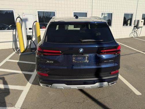2026 BMW X5 PHEV xDrive50e