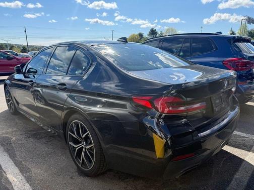 Black Sapphire Metallic 2021 BMW 530 i xDrive
