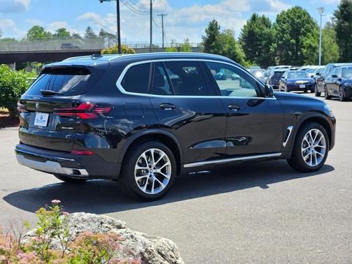 2025 BMW X5 xDrive40i