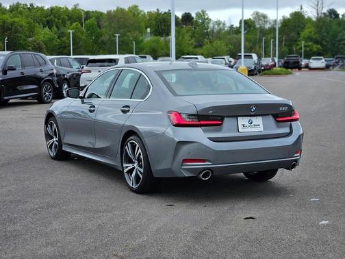 2024 BMW 330 i xDrive