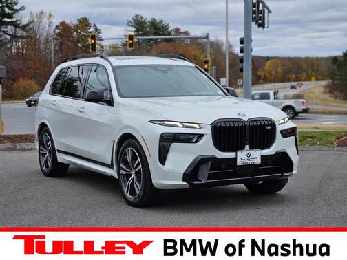 2025 BMW X7 M60i