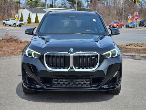Black Sapphire Metallic 2025 BMW X1 M35i