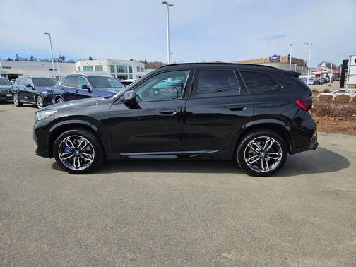 Black Sapphire Metallic 2025 BMW X1 M35i