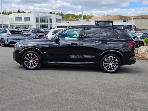 Black Sapphire Metallic 2025 BMW X5 M60i