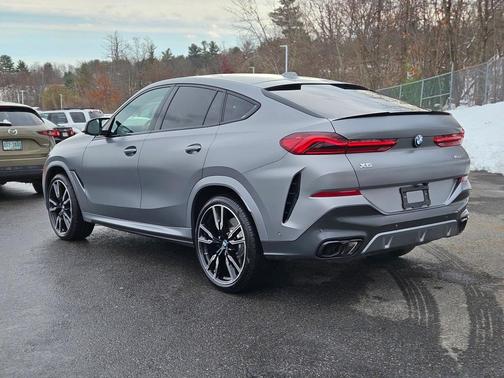 2025 BMW X6 M60i