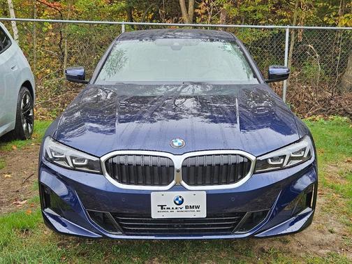 2025 BMW 330 i xDrive
