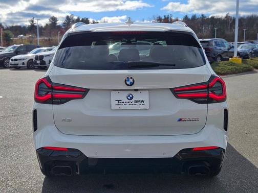2023 BMW X3 M40i