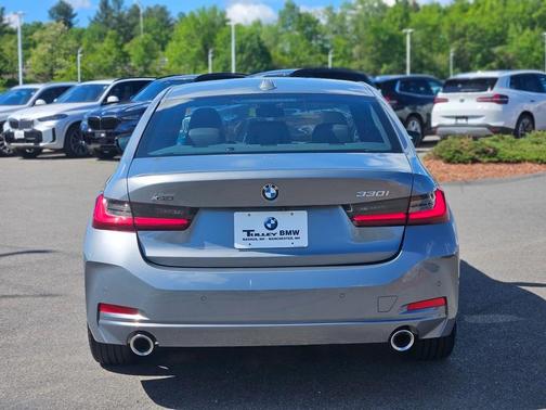 2024 BMW 330 i xDrive