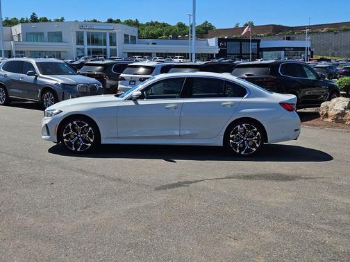 Alpine White 2025 BMW 330 i xDrive