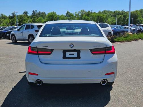 Alpine White 2025 BMW 330 i xDrive
