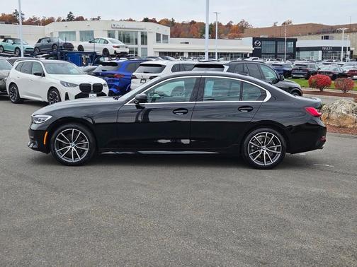 2022 BMW 330 i xDrive