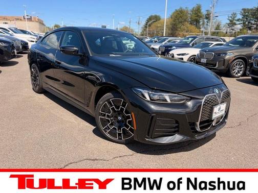 Black Sapphire Metallic 2026 BMW i4 Gran Coupe xDrive40