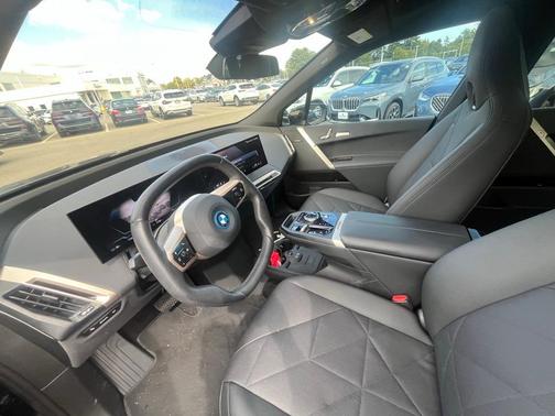 2024 BMW iX xDrive50