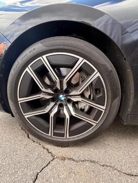 Black Sapphire Metallic 2024 BMW 760 760i xDrive